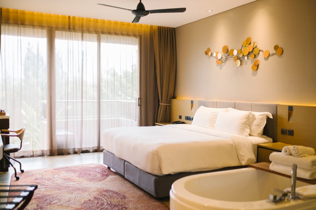 hotel room (2)